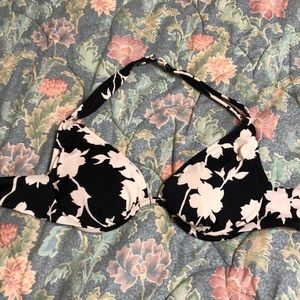 Victoria’s Secret Bikini Top 34B